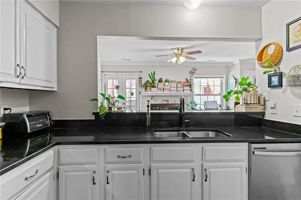 626 Smithfield Road North Providence RI 02904