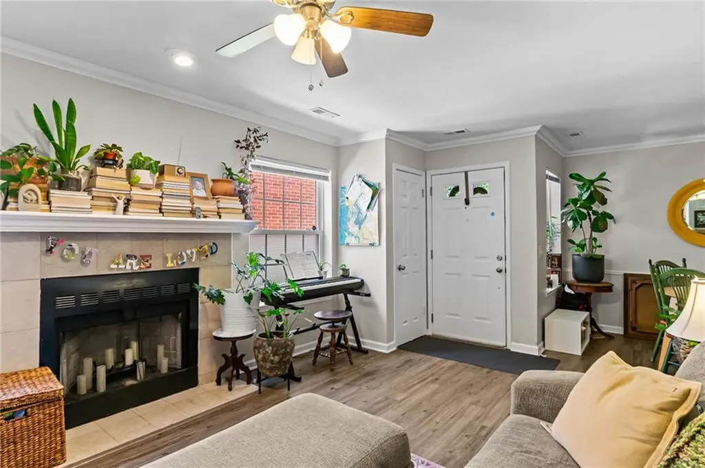 626 Smithfield Road North Providence RI 02904