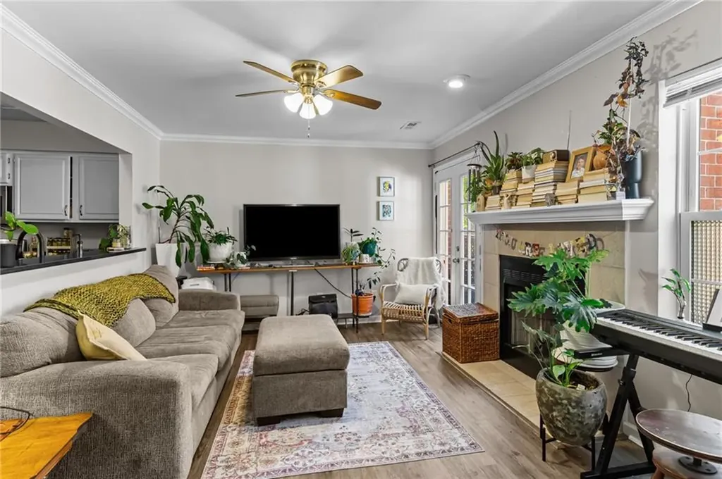 626 Smithfield Road North Providence RI 02904