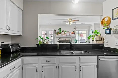 626 Smithfield Road North Providence RI 02904