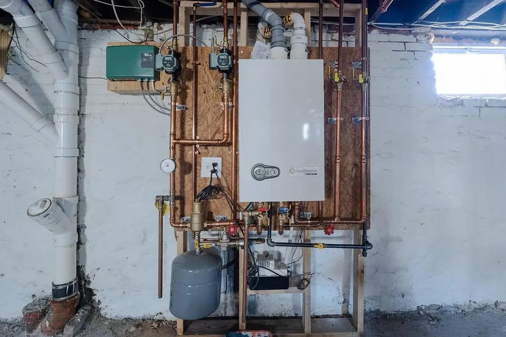 66 Lawn Street Providence RI 02908