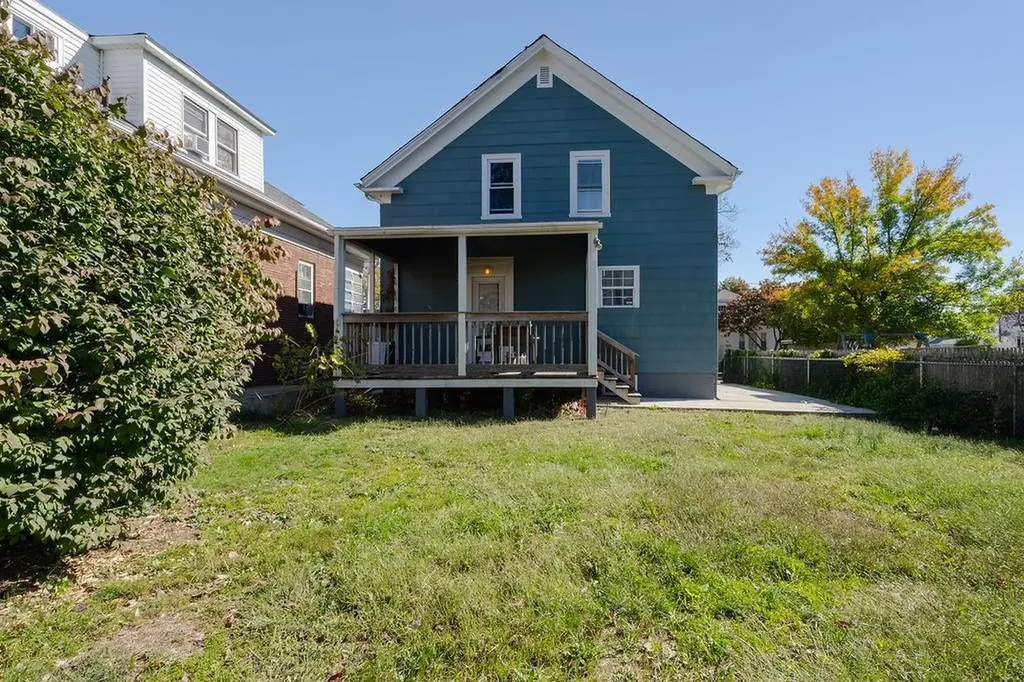 66 Lawn Street Providence RI 02908