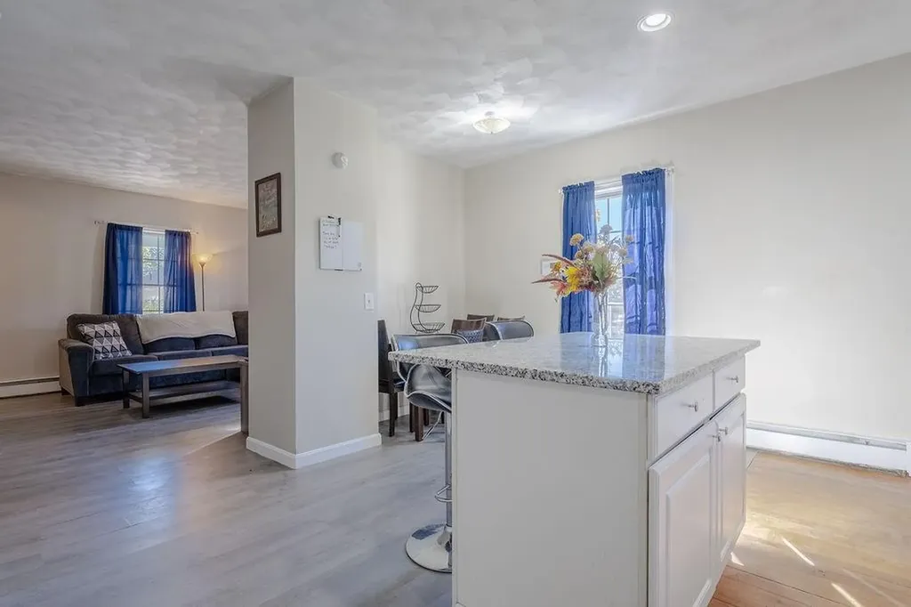 66 Lawn Street Providence RI 02908