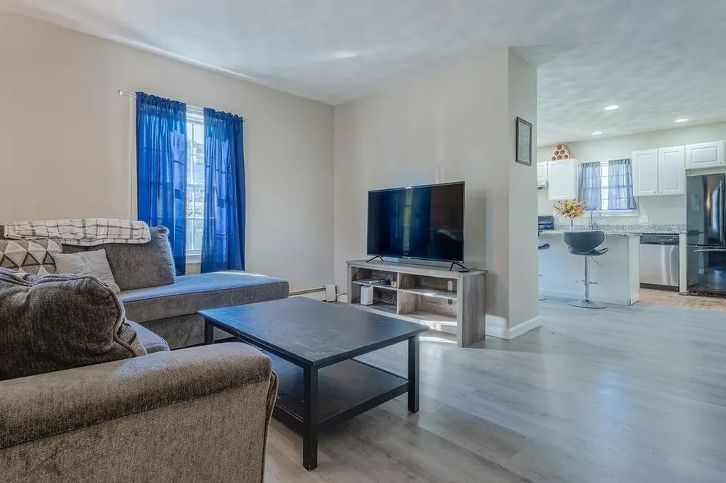 66 Lawn Street Providence RI 02908