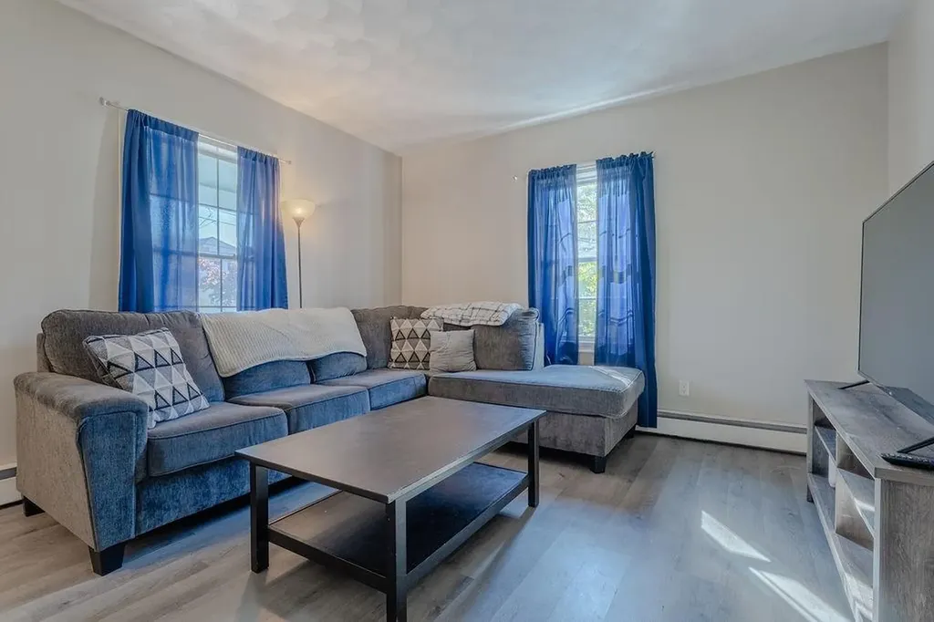 66 Lawn Street Providence RI 02908