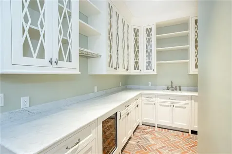 63 Coggeshall Avenue Newport RI 02840