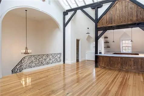 63 Coggeshall Avenue Newport RI 02840