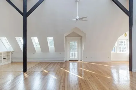 63 Coggeshall Avenue Newport RI 02840