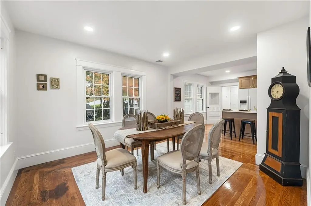 784 Victory Highway North Smithfield RI 02896