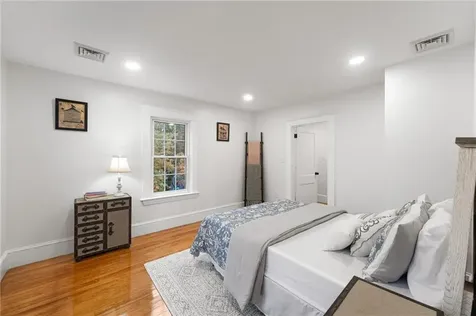 784 Victory Highway North Smithfield RI 02896