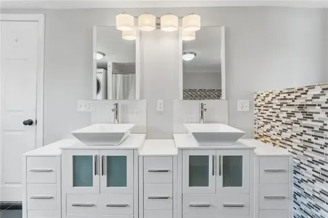 38 Battey Avenue Coventry RI 02816