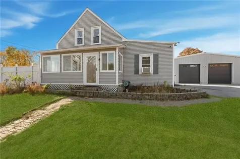 38 Battey Avenue Coventry RI 02816