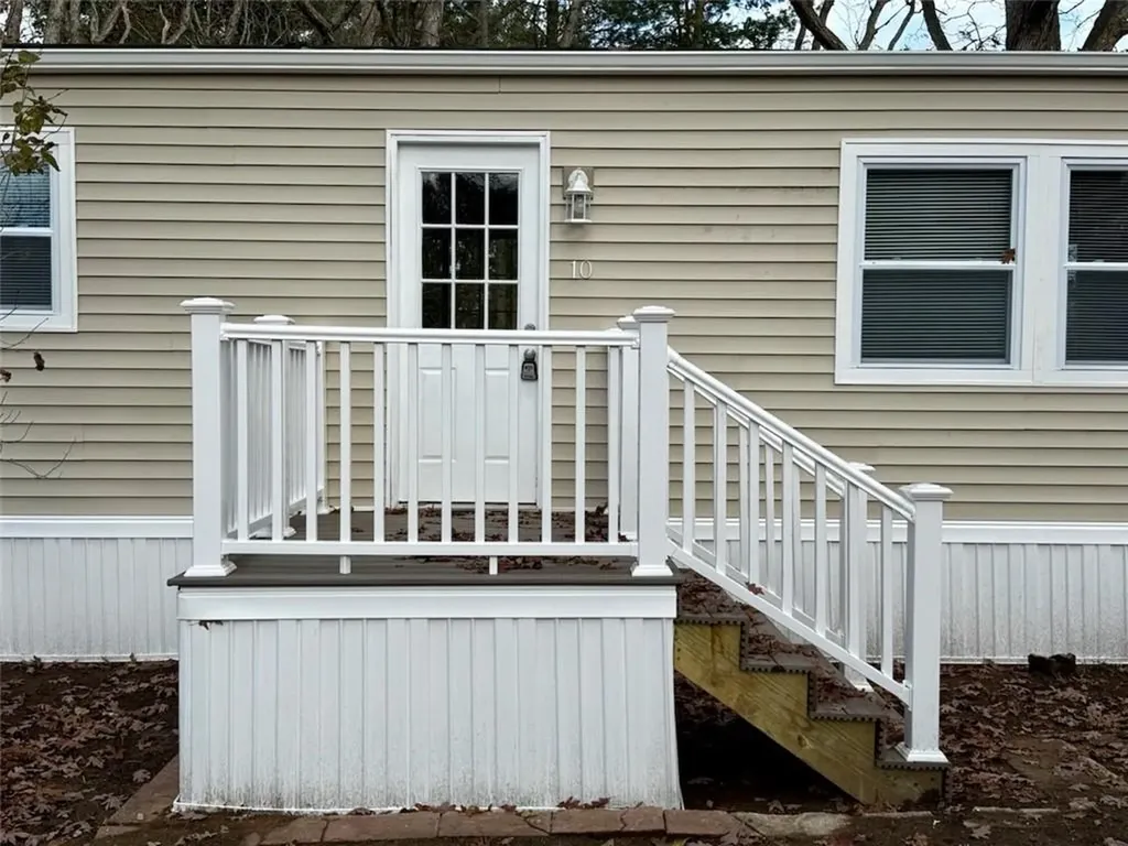 10 Torch Lane Coventry RI 02816