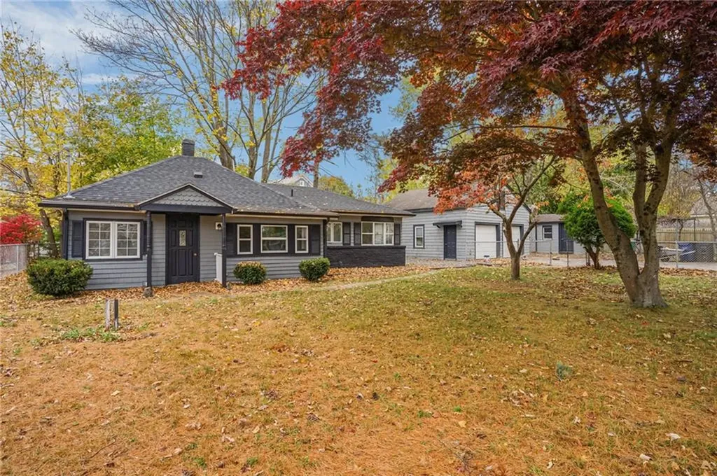 62 Ardway Avenue Warwick RI 02889