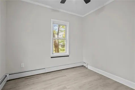 62 Ardway Avenue Warwick RI 02889