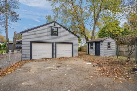 62 Ardway Avenue Warwick RI 02889