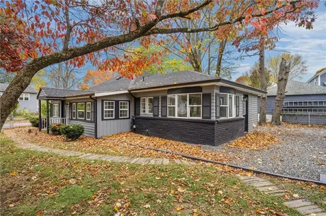 62 Ardway Avenue Warwick RI 02889