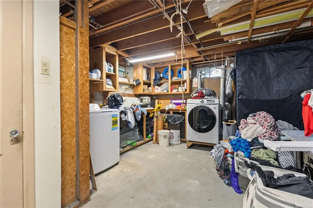 121 Heather Street Cranston RI 02920
