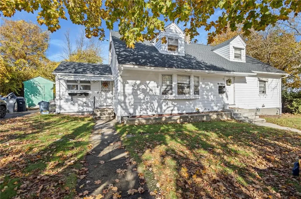 121 Heather Street Cranston RI 02920