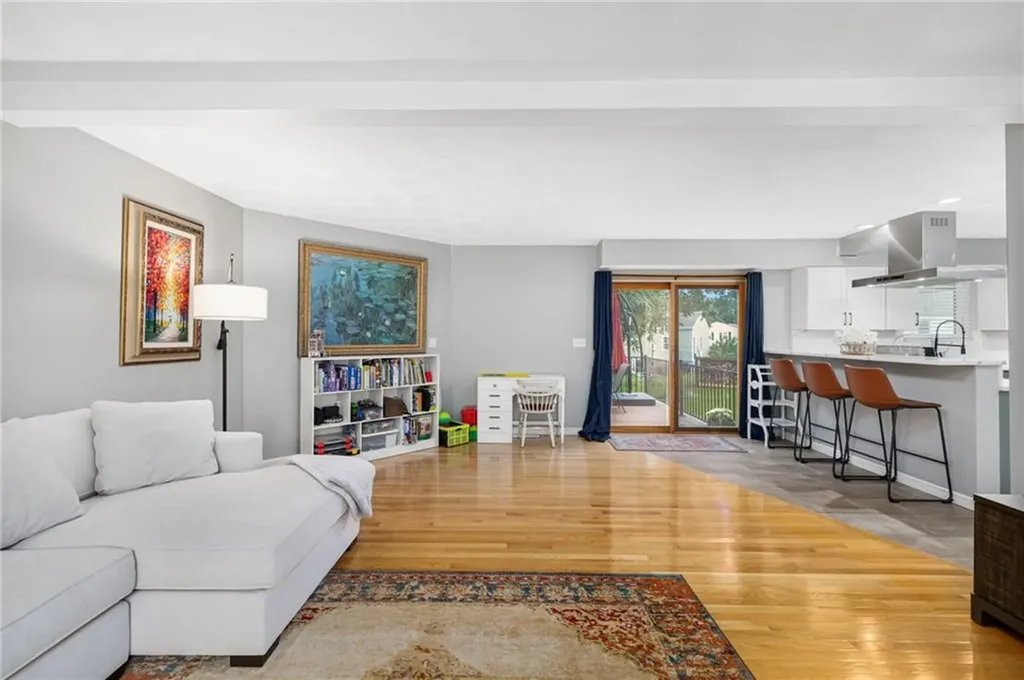 5 Cyr Court West Warwick RI 02893