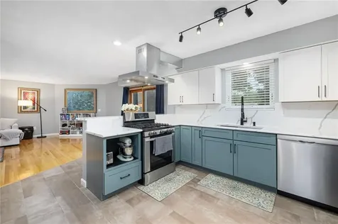 5 Cyr Court West Warwick RI 02893