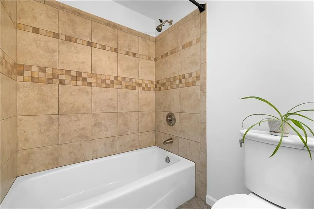 5 Ichabod Lane Westerly RI 02891