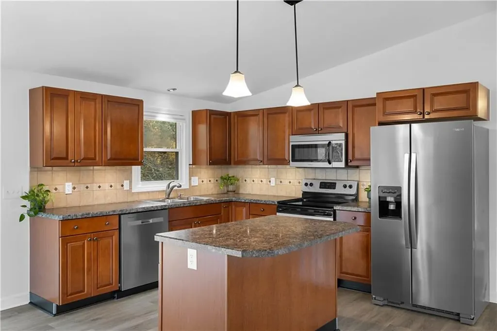 5 Ichabod Lane Westerly RI 02891