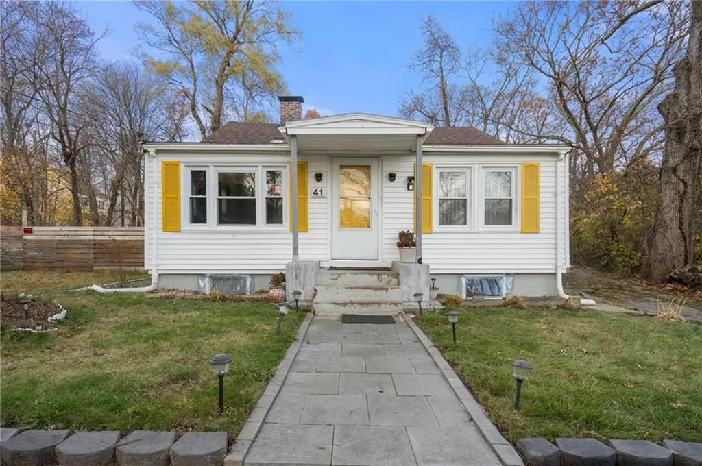 41 Indiana Avenue Cumberland RI 02864