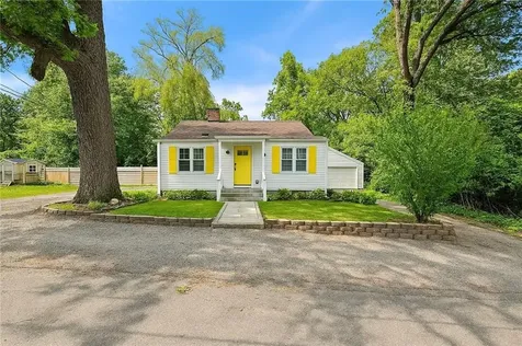 41 Indiana Avenue Cumberland RI 02864