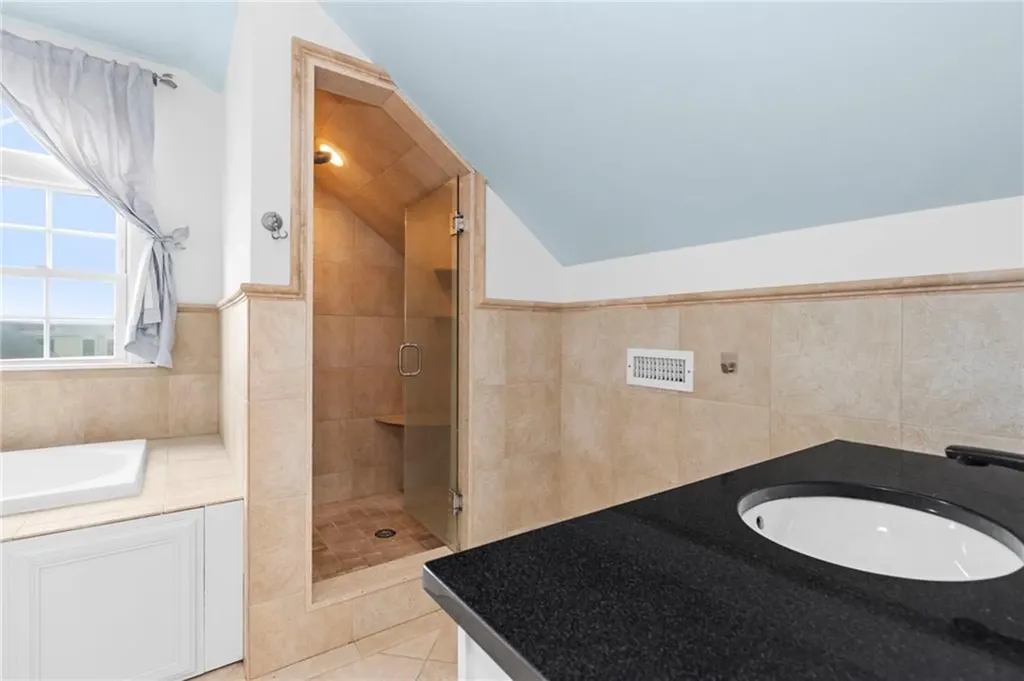 58 Sutton Street Providence RI 02903