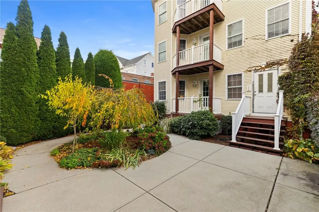 58 Sutton Street Providence RI 02903