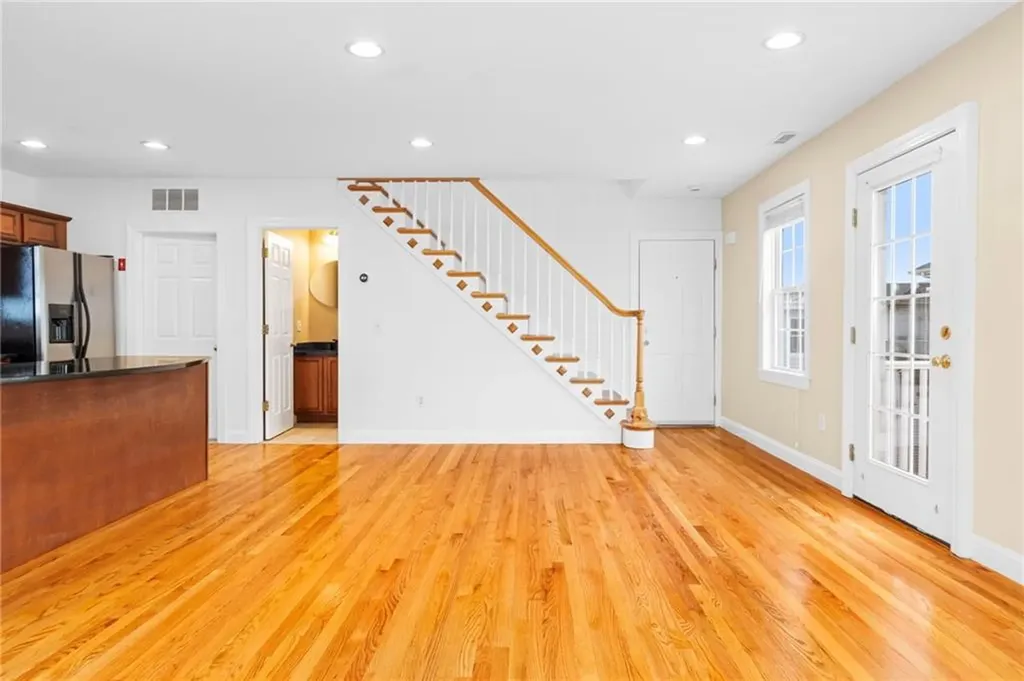 58 Sutton Street Providence RI 02903