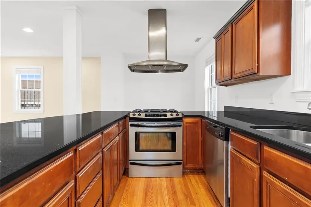 58 Sutton Street Providence RI 02903