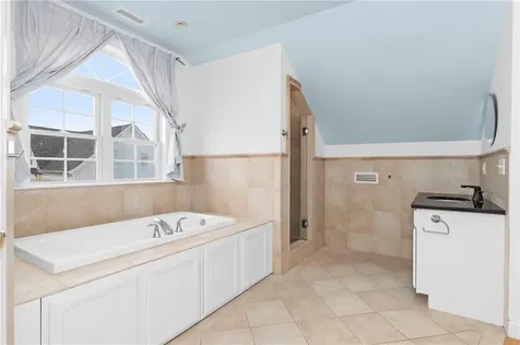 58 Sutton Street Providence RI 02903