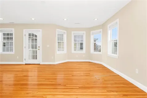 58 Sutton Street Providence RI 02903