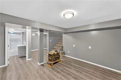 15 Don Court Pawtucket RI 02861