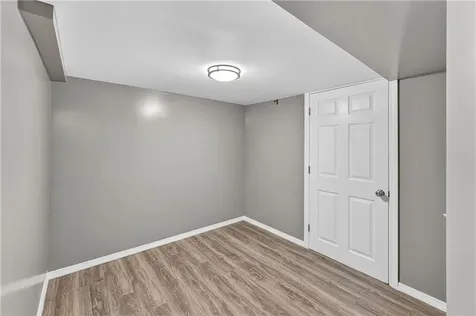 15 Don Court Pawtucket RI 02861