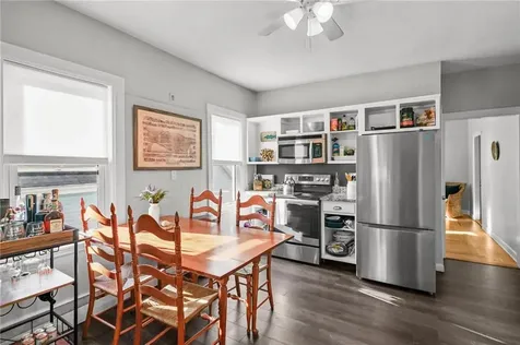 48 Constitution Street Bristol RI 02809