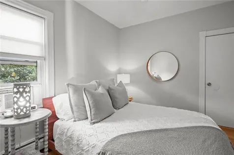 48 Constitution Street Bristol RI 02809