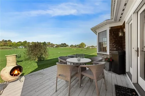 62 Howland Avenue Middletown RI 02842