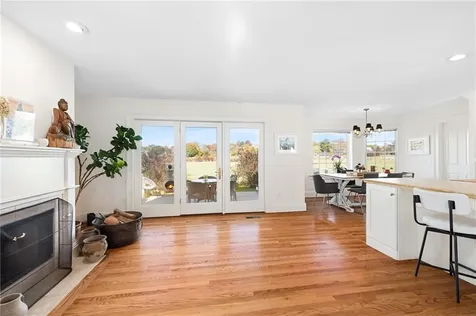 62 Howland Avenue Middletown RI 02842