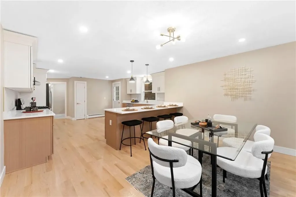 75 Walnut Road North Kingstown RI 02852