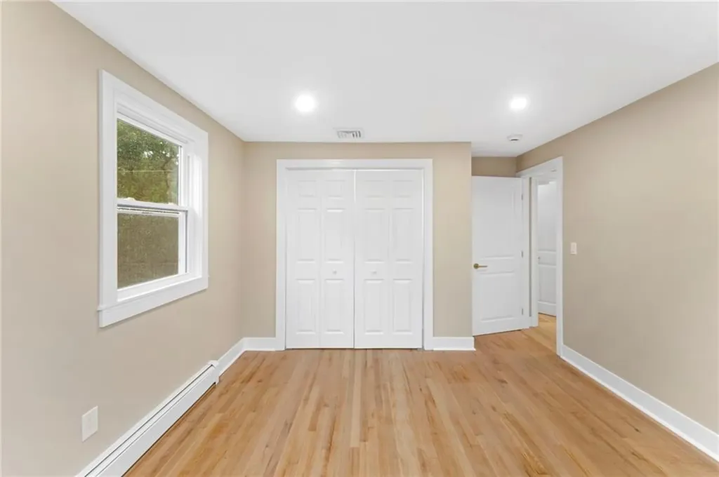 75 Walnut Road North Kingstown RI 02852