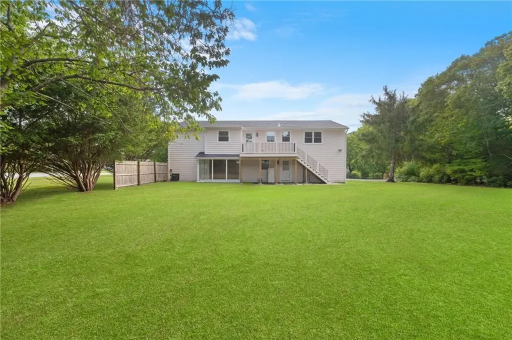 75 Walnut Road North Kingstown RI 02852