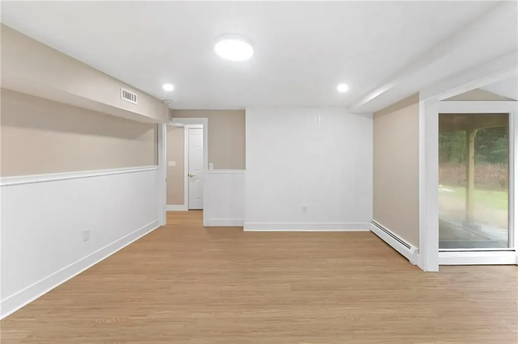 75 Walnut Road North Kingstown RI 02852