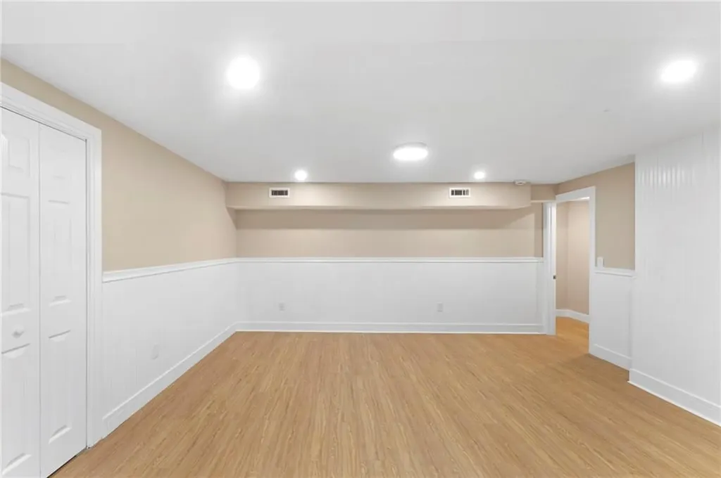 75 Walnut Road North Kingstown RI 02852