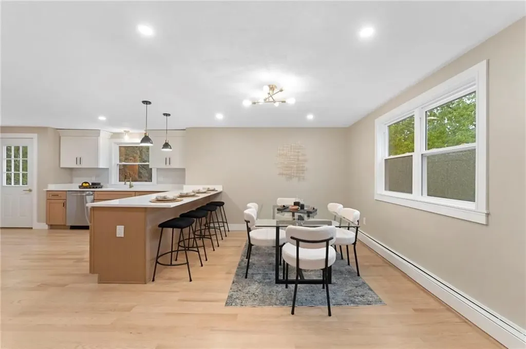 75 Walnut Road North Kingstown RI 02852