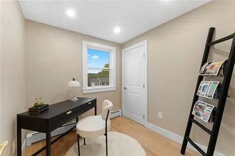 75 Walnut Road North Kingstown RI 02852