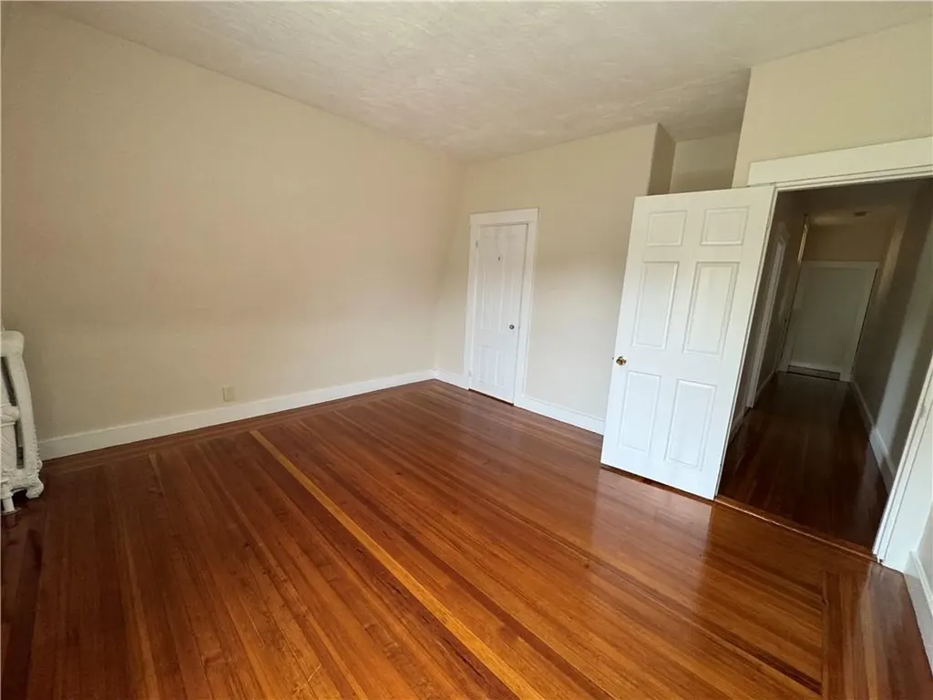 26 Ayrault Street Newport RI 02840