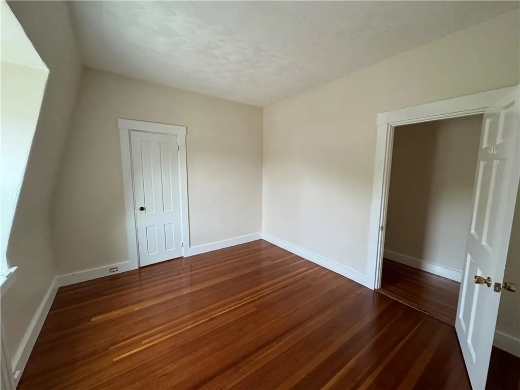 26 Ayrault Street Newport RI 02840